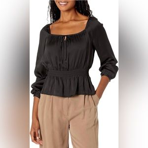 (NWOT) paige odalynn square-neck long-sleeve peplum top black